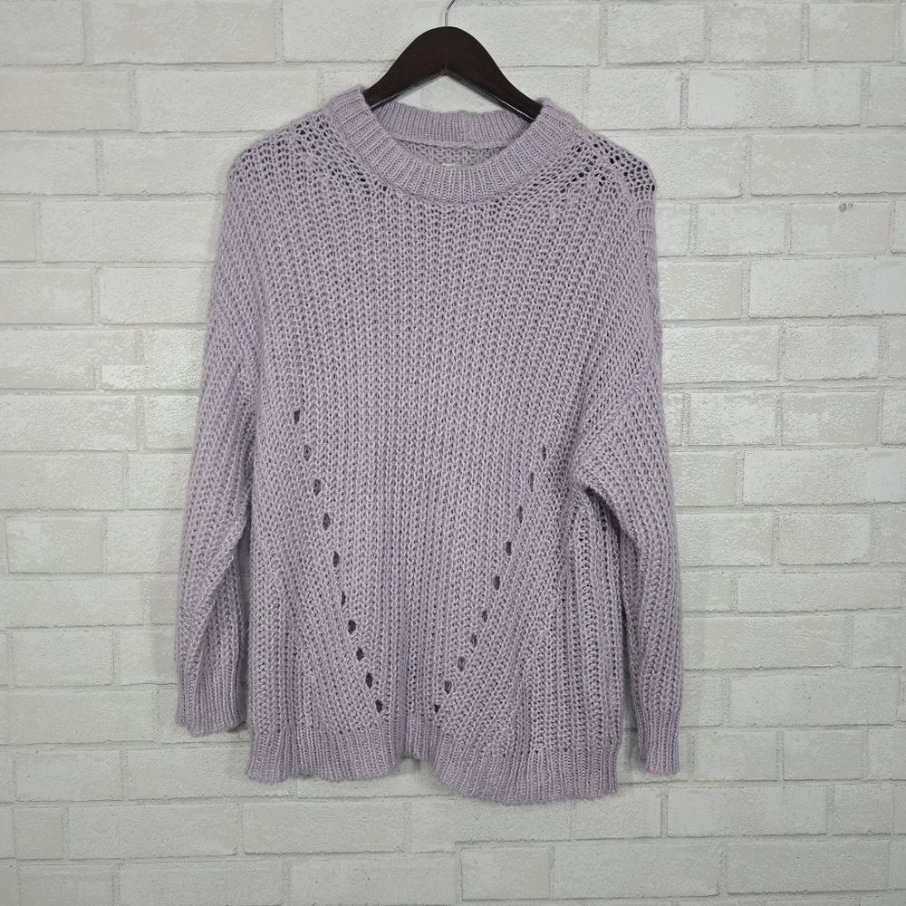 AEO light purple cozy sweater